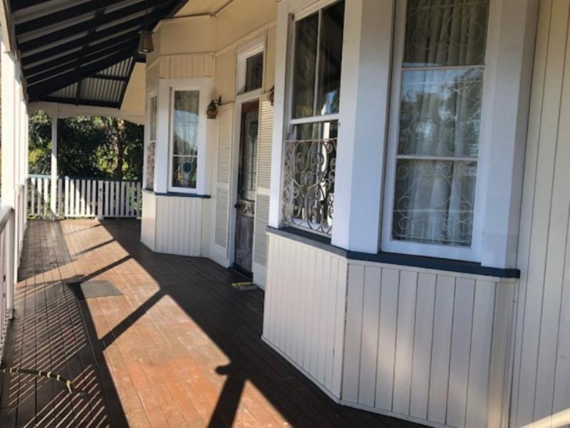 6 Bauhinia Terrace, The Range QLD 4700